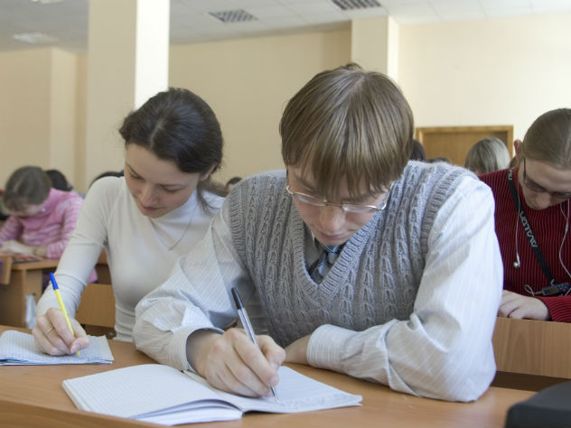 Лекция по биологии помогла студентке выяснить, что ее мать изменяла мужу