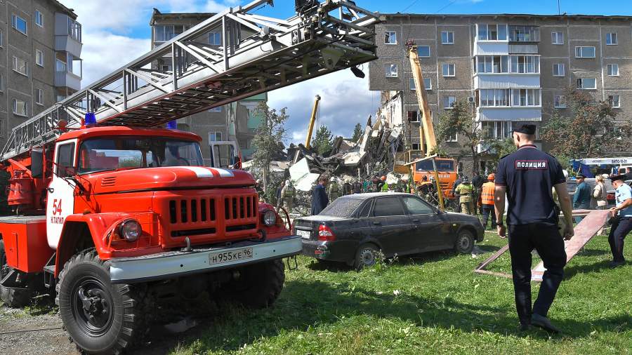 Число спасенных из-под завалов жилого дома в Нижнем Тагиле увеличилось до 15