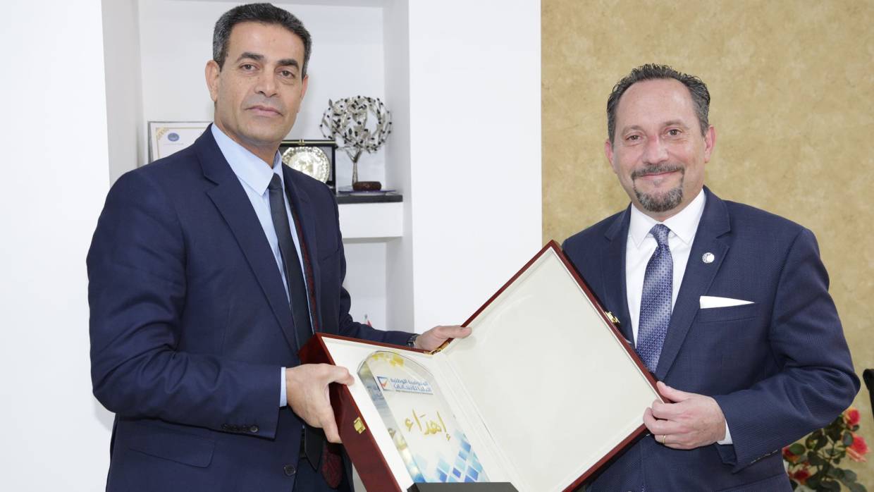 Глава Избиркома Ливии обсудил сотрудничество с американским НПО IFES