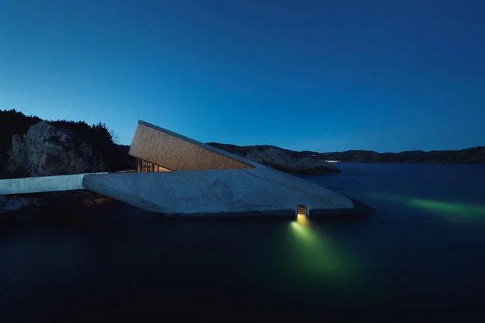 Подводный ресторан в Норвегии. Норвегия, Архитектура, Современная архитектура, Длиннопост, Отель, Под водой