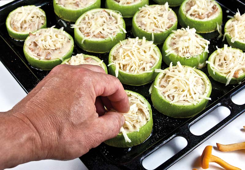 Грибной жульен с кабачком от <a href=