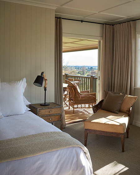 Где проводит карантин Бенедикт Камбербэтч с семьей: экскурсия по его лоджу в Новой Зеландии Стиль жизни,Путешествия