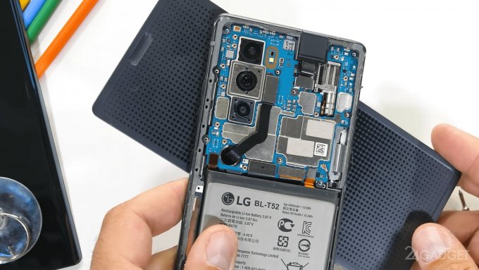 Эксперт разобрал смартфон LG Wing и показал работу его вращающегося механизма
