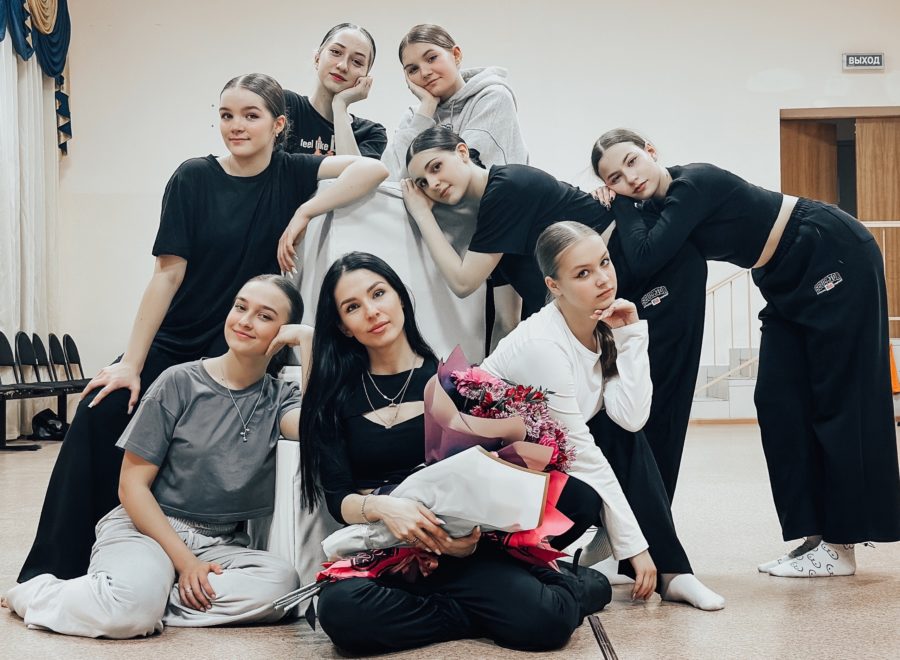 Молодой хореограф вернулась домой и учит юных бологовцев искусству танца
