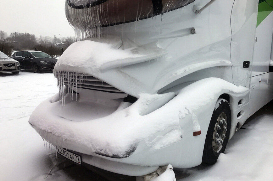 Футуристический грузовик за 66 млн рублей оставили в Подмосковье авто