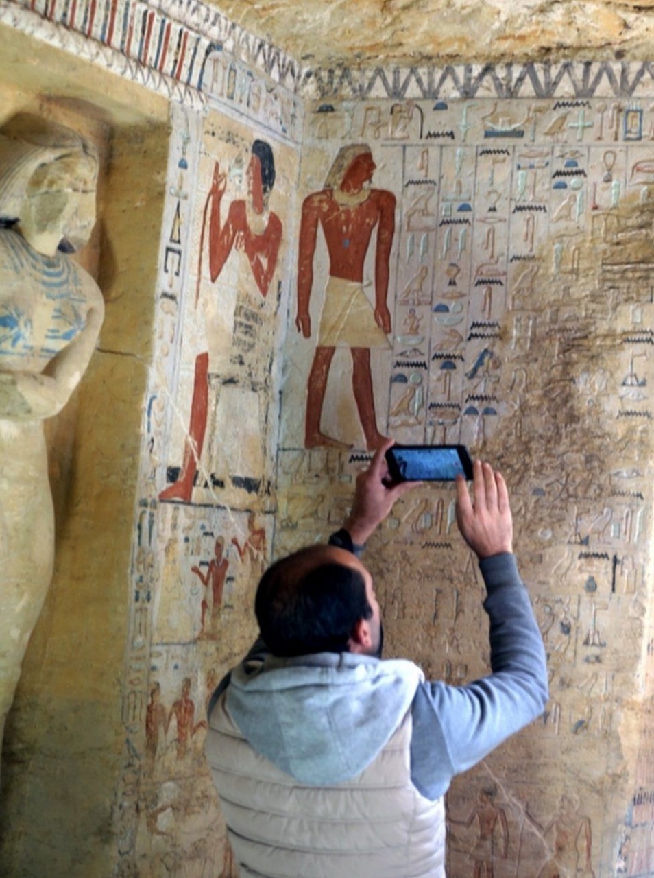 Гробницу жреца в Египте обнаружили