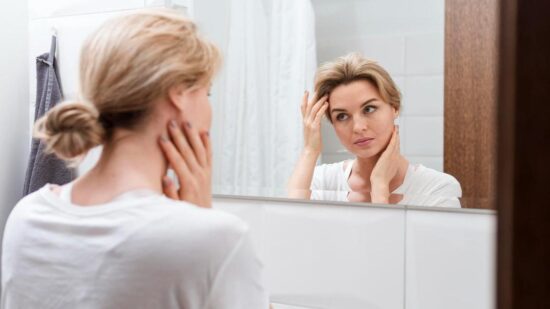 Дефицит этого витамина крадет у вас три года молодости