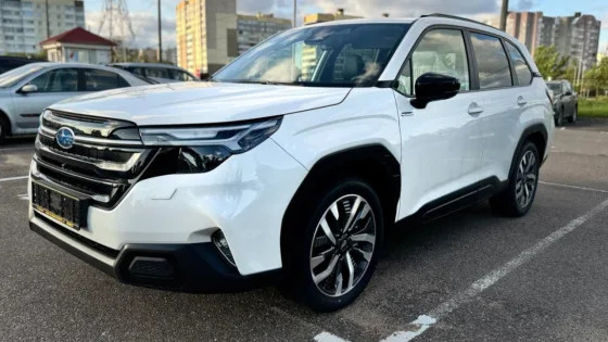 В России начались продажи кроссоверов Subaru Forester 2025 нового поколения