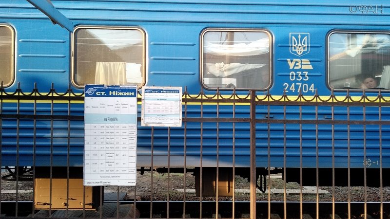 Ужасы украинских поездов: «зайцы», водка, грязь и контрабанда