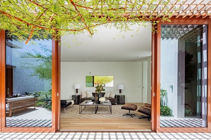 Можно ли жить на крыше, как на собственном садовом участке? Можно ли жить на крыше, как на собственном садовом участке? крыша,резиденция,сад