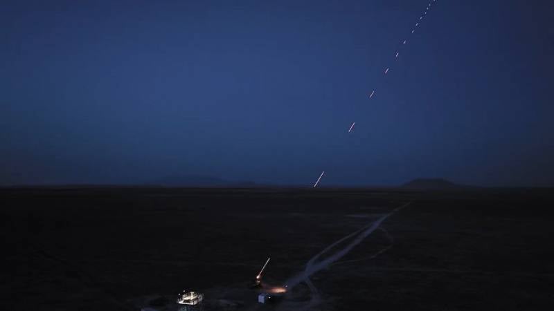 Турецкий зенитный ракетно-пушечный комплекс Roketsan Burç Турецкий зенитный ракетно-пушечный комплекс Roketsan Burç оружие