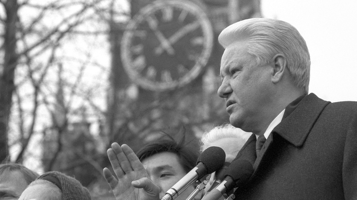 Уже открыл "чемоданчик": Как Ельцин в 1995-м чуть не развязал ядерную войну Уже открыл "чемоданчик": Как Ельцин в 1995-м чуть не развязал ядерную войну история