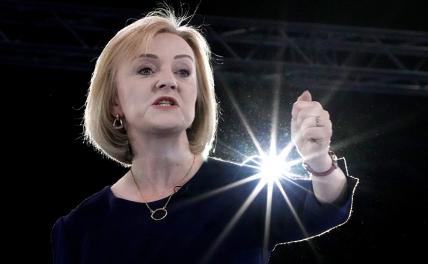 Королевство битых зеркал: Трасс развалит Великобританию