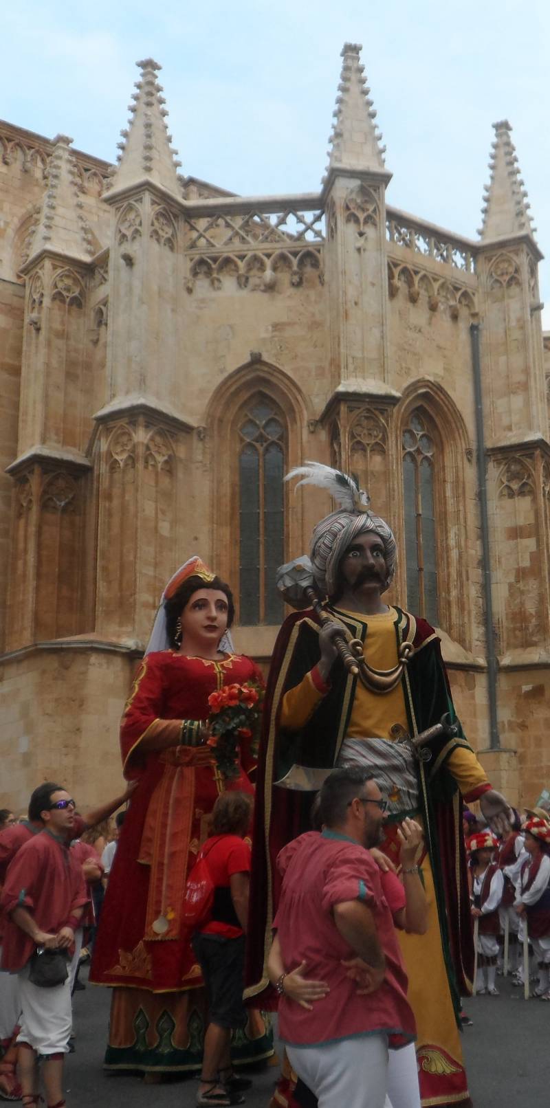 Средневековые огненные праздники современной Каталонии история