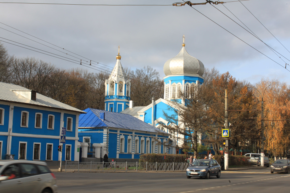 Храм курск сайты. Никитский храм Курск. Успенско Никитский храм Курск. Никитская Церковь курсу. Введенская Церковь (Курск).