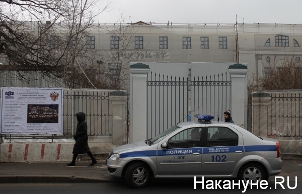 На еще один «Ельцин-центр» – деньги есть? В столице протестуют против «псевдомузея»
