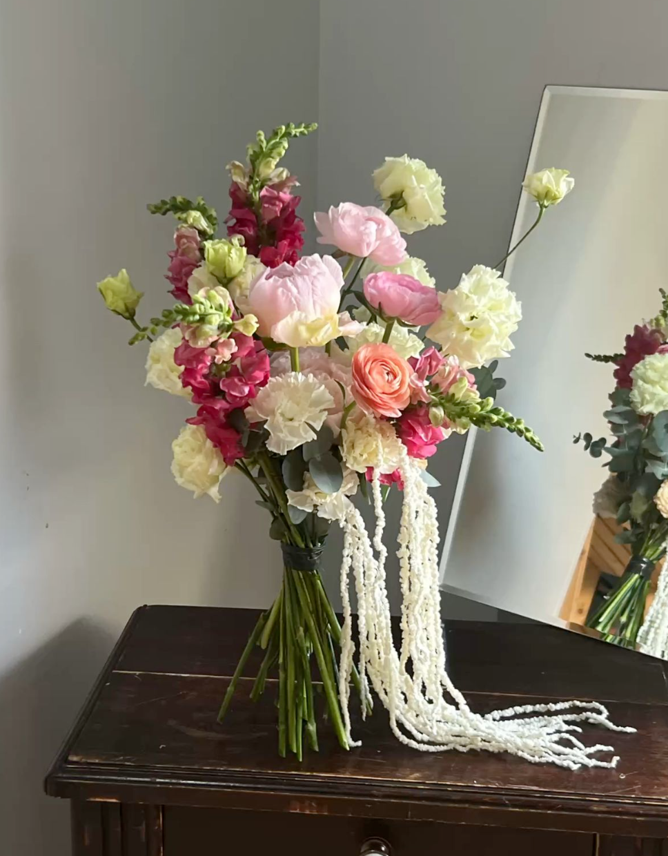 Свадебные букеты 2026: 20+ идей для вдохновения