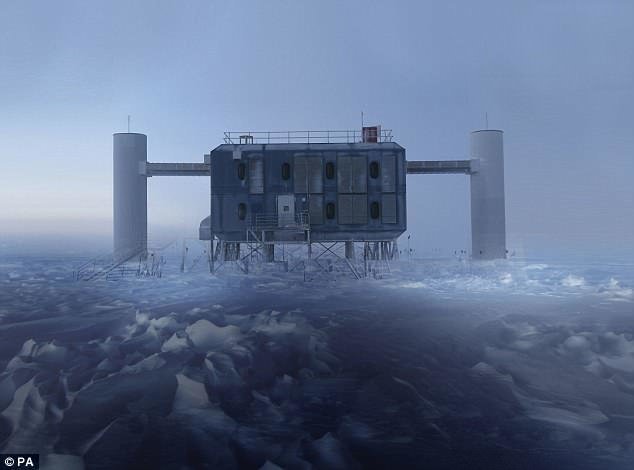Лаборатория IceCube на Южном Полюсе - крупнейшая нейтринная обсерватория в мире. ynews, Чёрные дыры, астрономия, галактика, космос, наука, новости, ученые