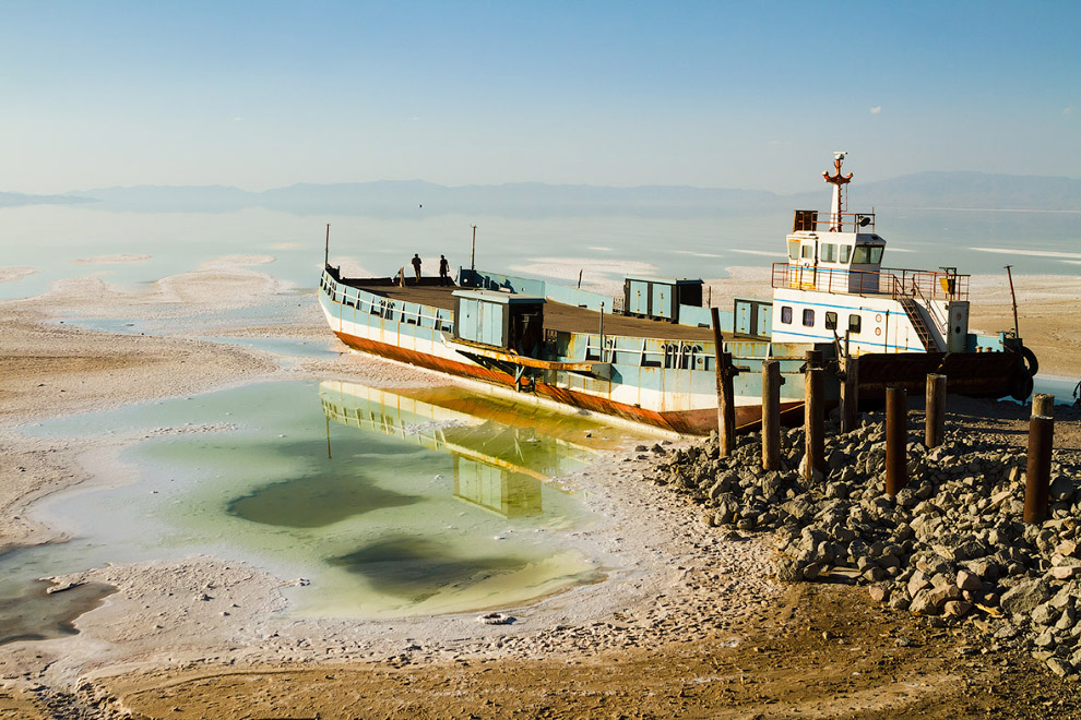 Урмия - крупнейшее озеро Ближнего и Среднего Востока, находящееся на северо-западе Ирана