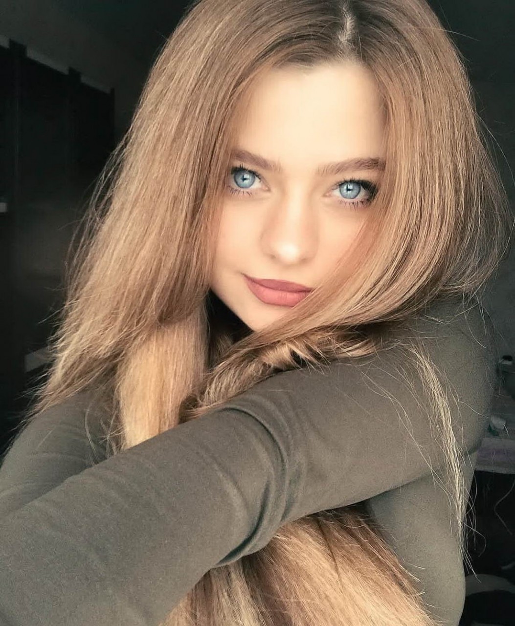 Пятничная подборка симпатичных девушек - 83 Пятничная подборка симпатичных девушек - 83