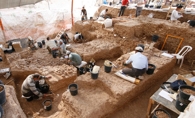 Археологи обнаружили следы неизвестного ранее вида человека. Он жил 150 тысяч лет назад и у него были квадратные глазницы Археологи обнаружили следы неизвестного ранее вида человека. Он жил 150 тысяч лет назад и у него были квадратные глазницы Культура