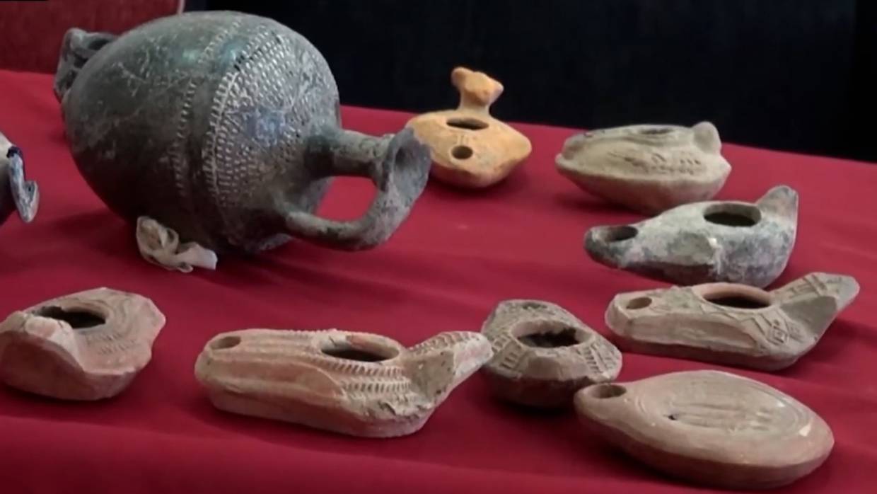 Египет депортировал посла ОАЭ за контрабанду антиквариата