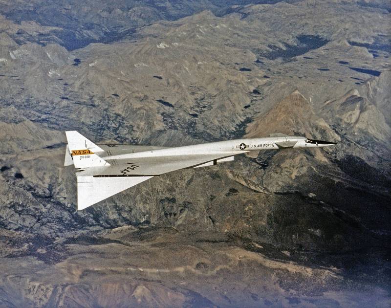 Самый быстрый бомбардировщик в истории. XB-70 Valkyrie Самый быстрый бомбардировщик в истории. XB-70 Valkyrie ввс