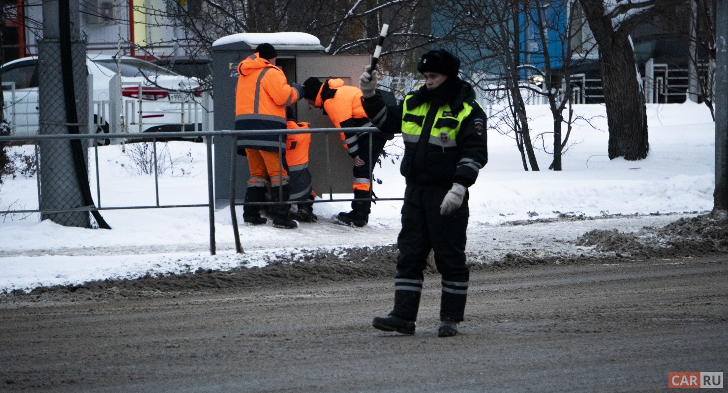 В ГИБДД разъяснили порядок использования электронных документов для шоферов