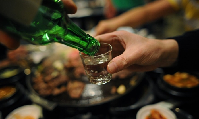 Потребление алкоголя. жизнь, жители, люди, южная корея