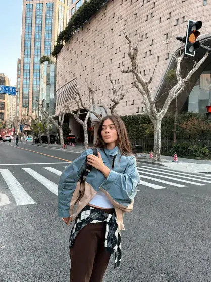 Курс на Восток: Ксения Собчак, Полина Киценко и Аврора Киба проводят время в Китае, а девушка Павла Дурова посетила Токио АхалаяАнка, Вавилова, Собчак, ЮнусоваАнна, ТокиоЮлия, КиценкоПолина, ШанхаеАврора, девушка, ШанхаеКсения, ТокиоАврора, ШанхаеЮлия, СобчакКсения, Ксении, ШанхаеФото, Российские, ШанхаеДарья, Basel, искусства, современного, ярмарок