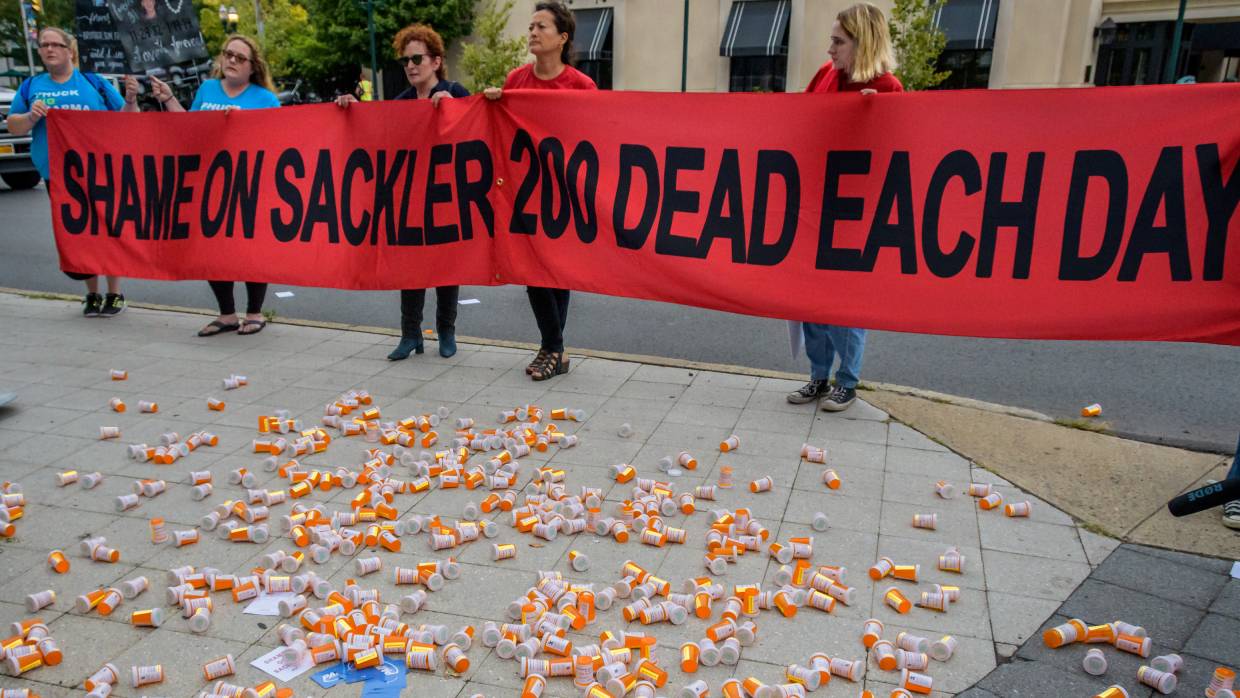 В США возмущены решением суда по виновникам в опиоидном кризисе