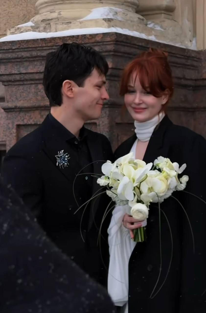 Внучка Иосифа Бродского вышла замуж: и это самая красивая свадьба, которую мы когда-либо видели format-article,noindex,tiktok (тикток),социальная сеть,александр бродский,алексей руткис,Знаменитости,Иосиф Бродский,лента,ру,издание,мария руткис,рая вольперт