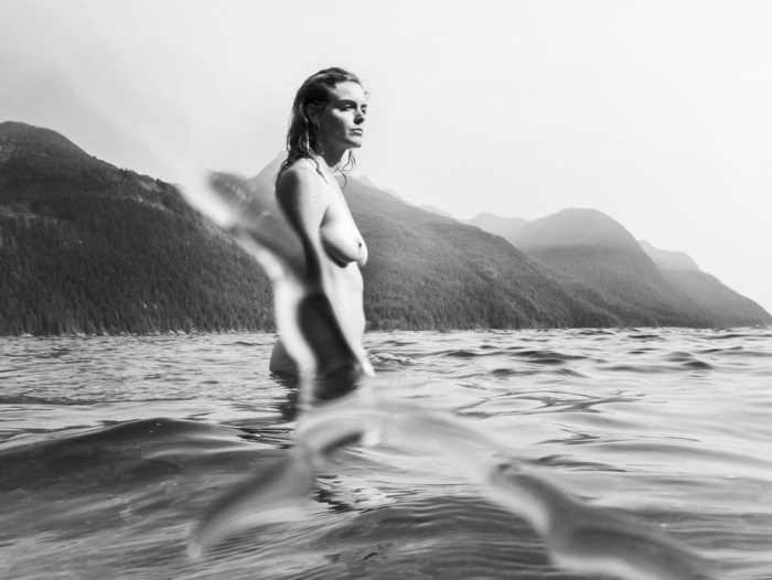 Девушки в воде на снимках Меган Огилви фото,фотография,фотосафари