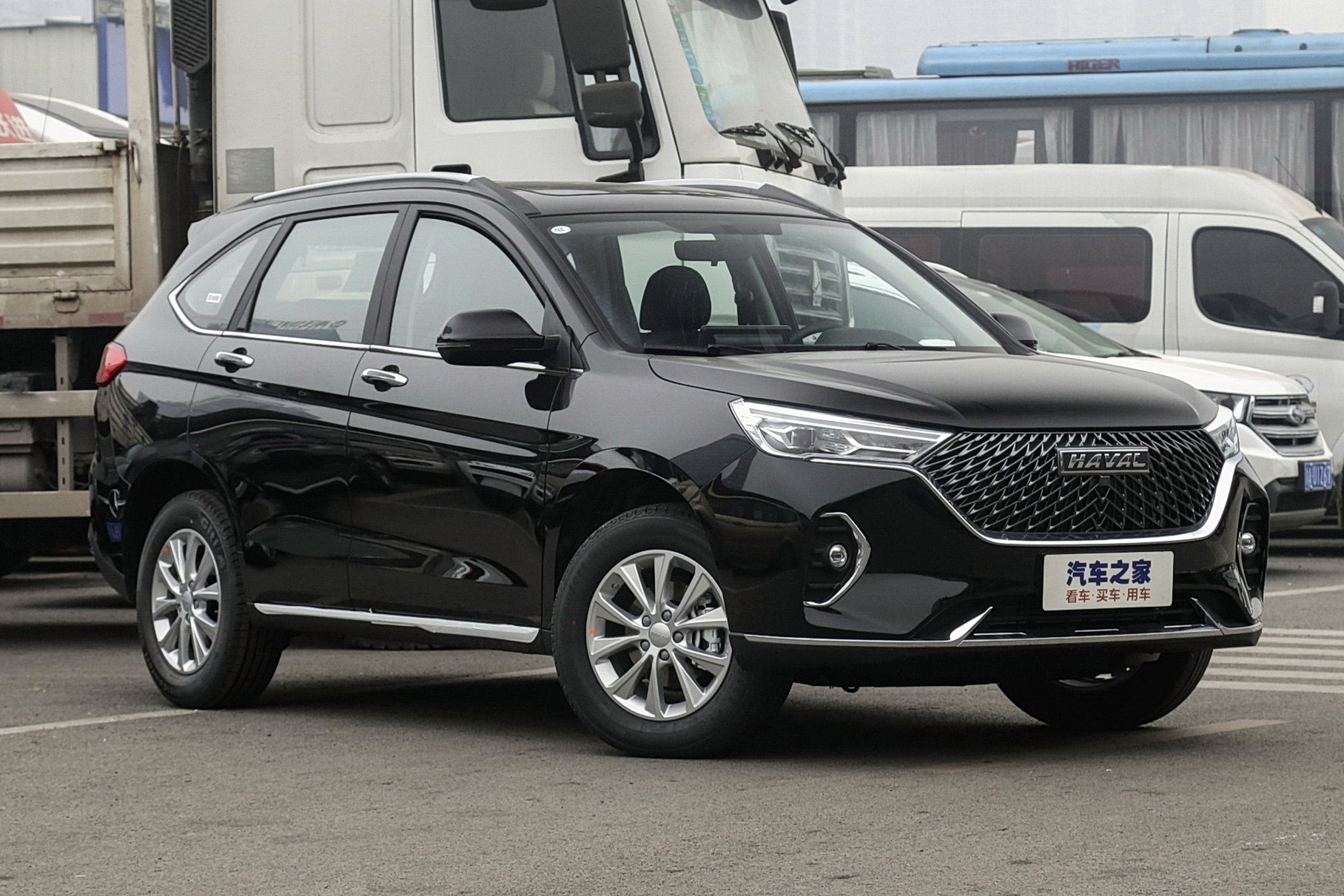 Самый дешевый кроссовер Haval обновился и подорожал