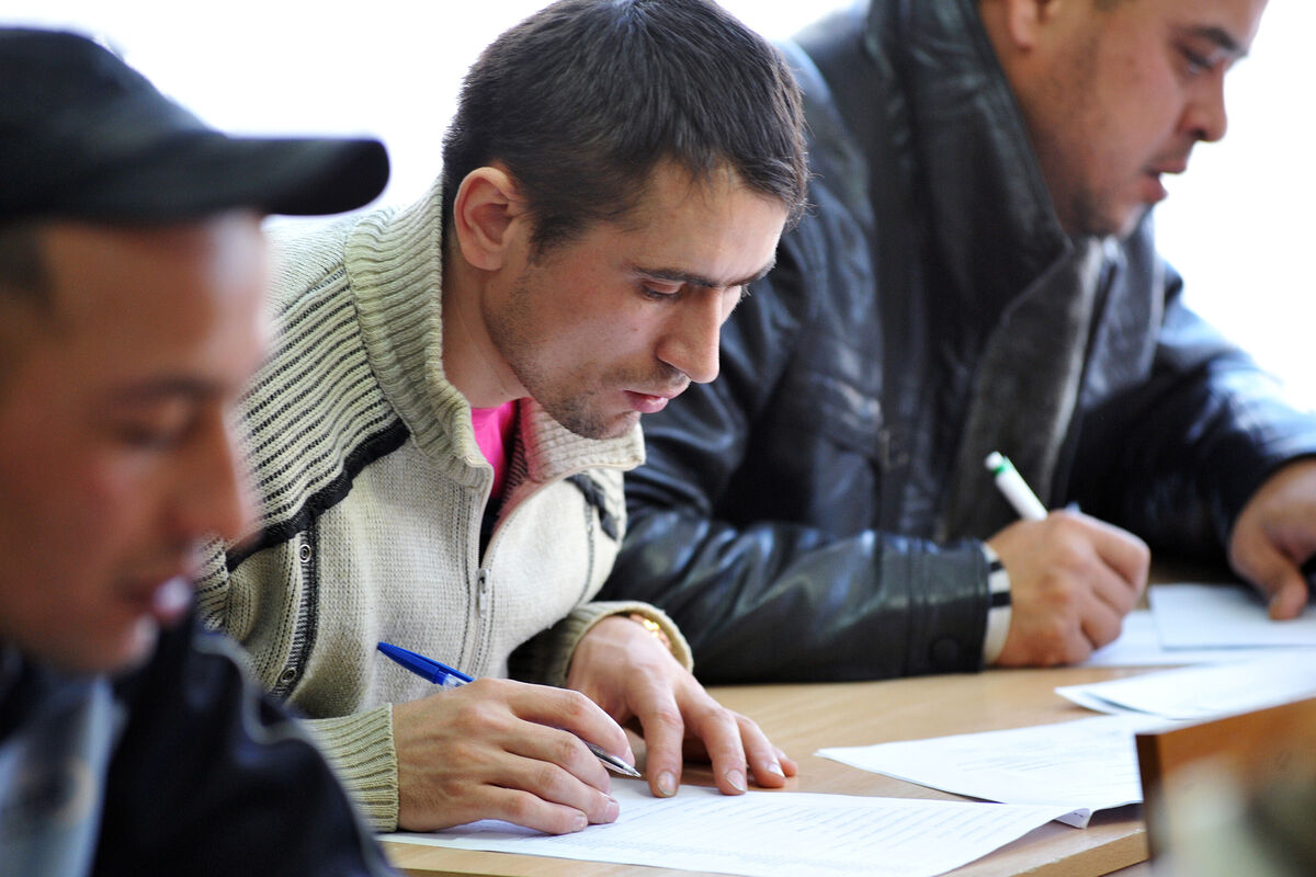 В январе – мае доля проваливших экзамен по русскому мигрантов выросла в 10 раз