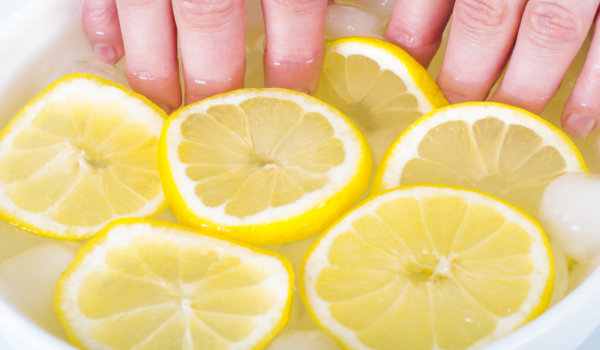 Важно весенний уход за ногтями