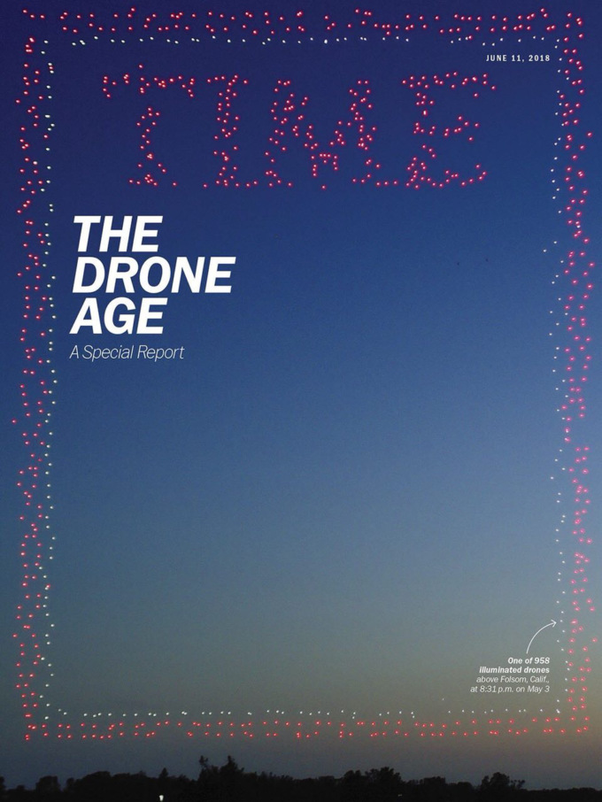 Для обложки журнала Time подняли в воздух 958 дронов