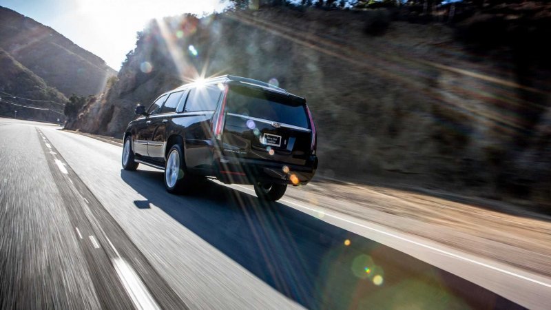 Бронированный Cadillac Escalade с невероятно роскошным салоном Бронированный Cadillac Escalade с невероятно роскошным салоном cadillac escalade