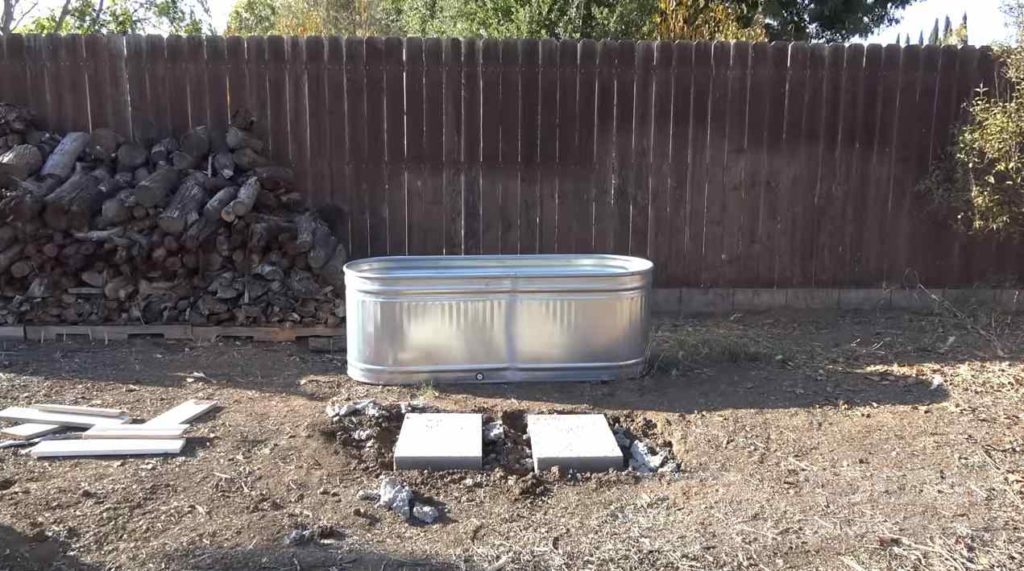 Как сделать ванну с подогревом на дачном участке Как сделать ванну с подогревом на дачном участке самоделкин