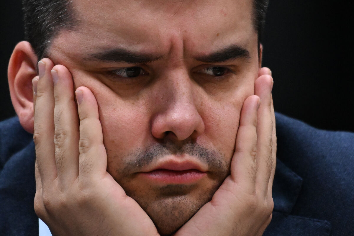 Шахматист Смагин призвал Непомнящего исключить риск на турнире претендентов