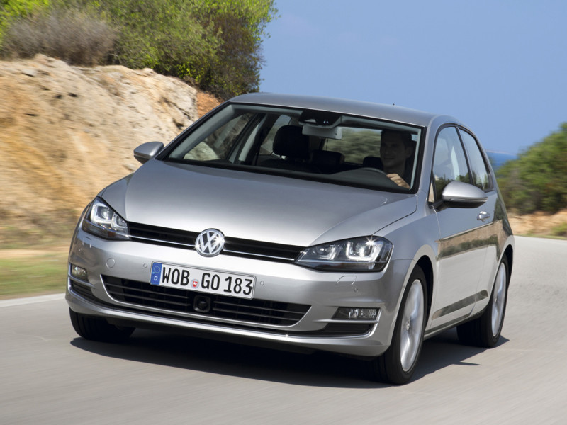 2013 - Volkswagen Golf авто, история