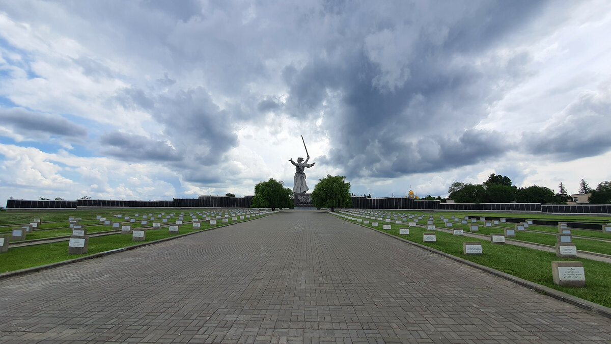 Самое тихое место на Мамаевом кургане в Волгограде попутчики,путёвки,путешествия,туризм