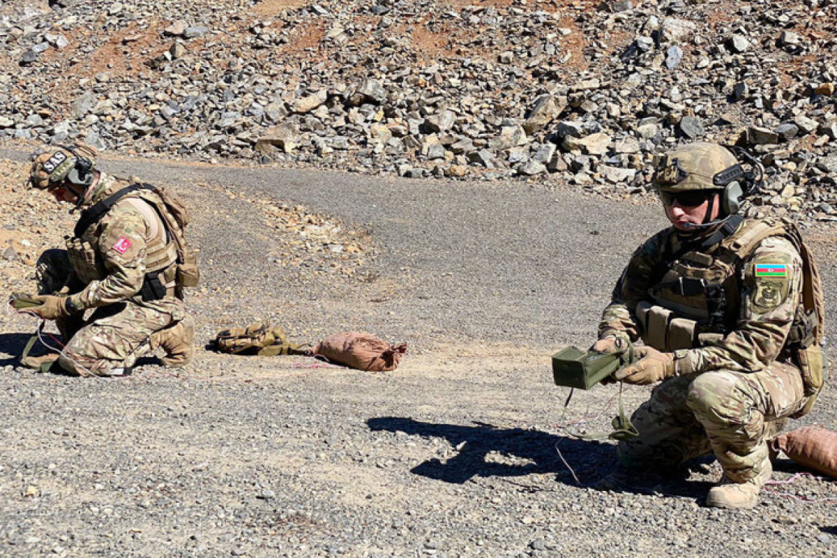 Нагорный Карабах: военная операция Баку была поддержана Турцией и Николом Пашиняном геополитика,г,Москва [1405113],г,Новороссийск [294855],город Новороссийск г,о,[95237465],Краснодарский край [294673],респ,Дагестан [78545]