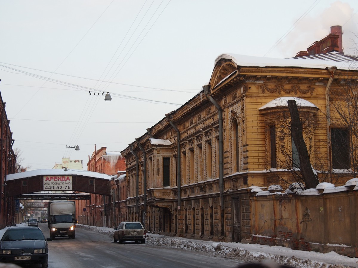 Брусницын санкт петербург культурный. Особняк Брусницыных Санкт-Петербург. Особняк Брусницыных Кожевенная линия. Дом Купцов Брусницыных. Дом Брусницыных в Санкт-Петербурге экскурсия.