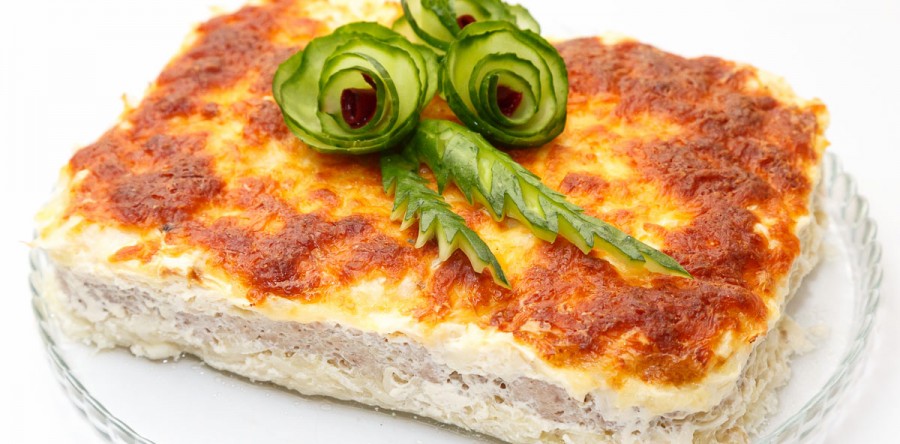 Poli pie. Капустный пирог Татьяны толстой. Пирог с капустой от Татьяны толстой. Cabbage meat pie.