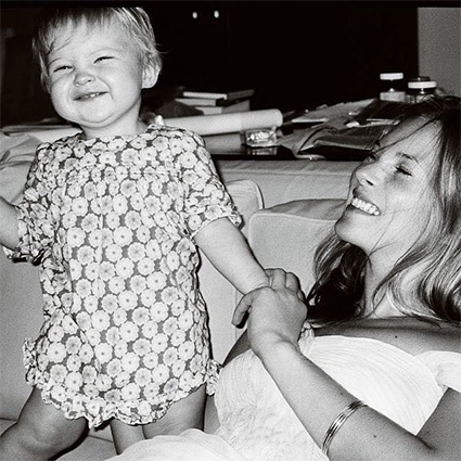 Дочь Кейт Мосс Лила снялась для Vogue и рассказала, что в детстве считала мать 