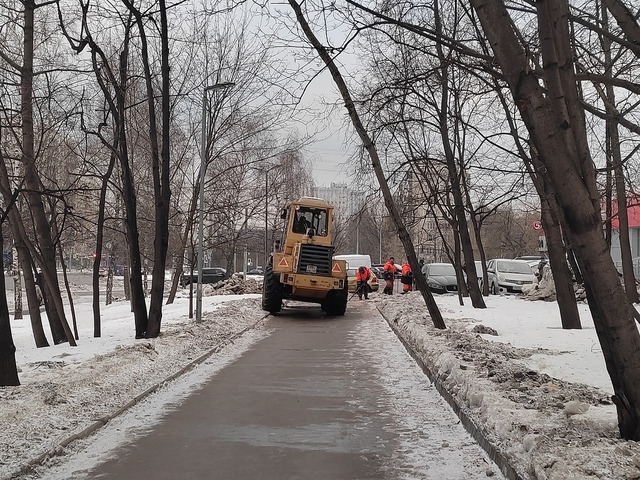 Гольяново чистка дорог ото льда