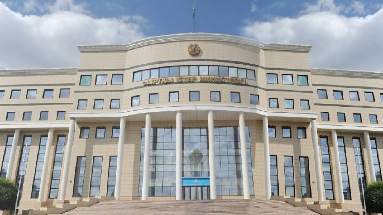 МИД Казахстана выразил надежду на дипломатическое урегулирование украинского кризиса Политика