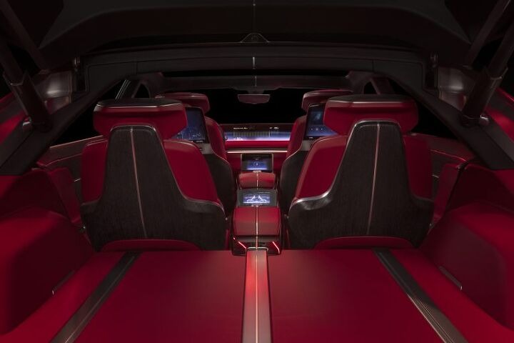 первый экземпляр Cadillac Celestiq наконец-то у своего владельца