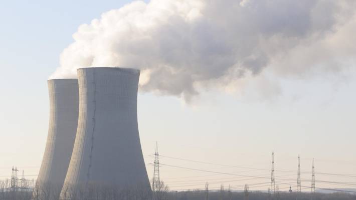 ФРГ останавливает атомные станции